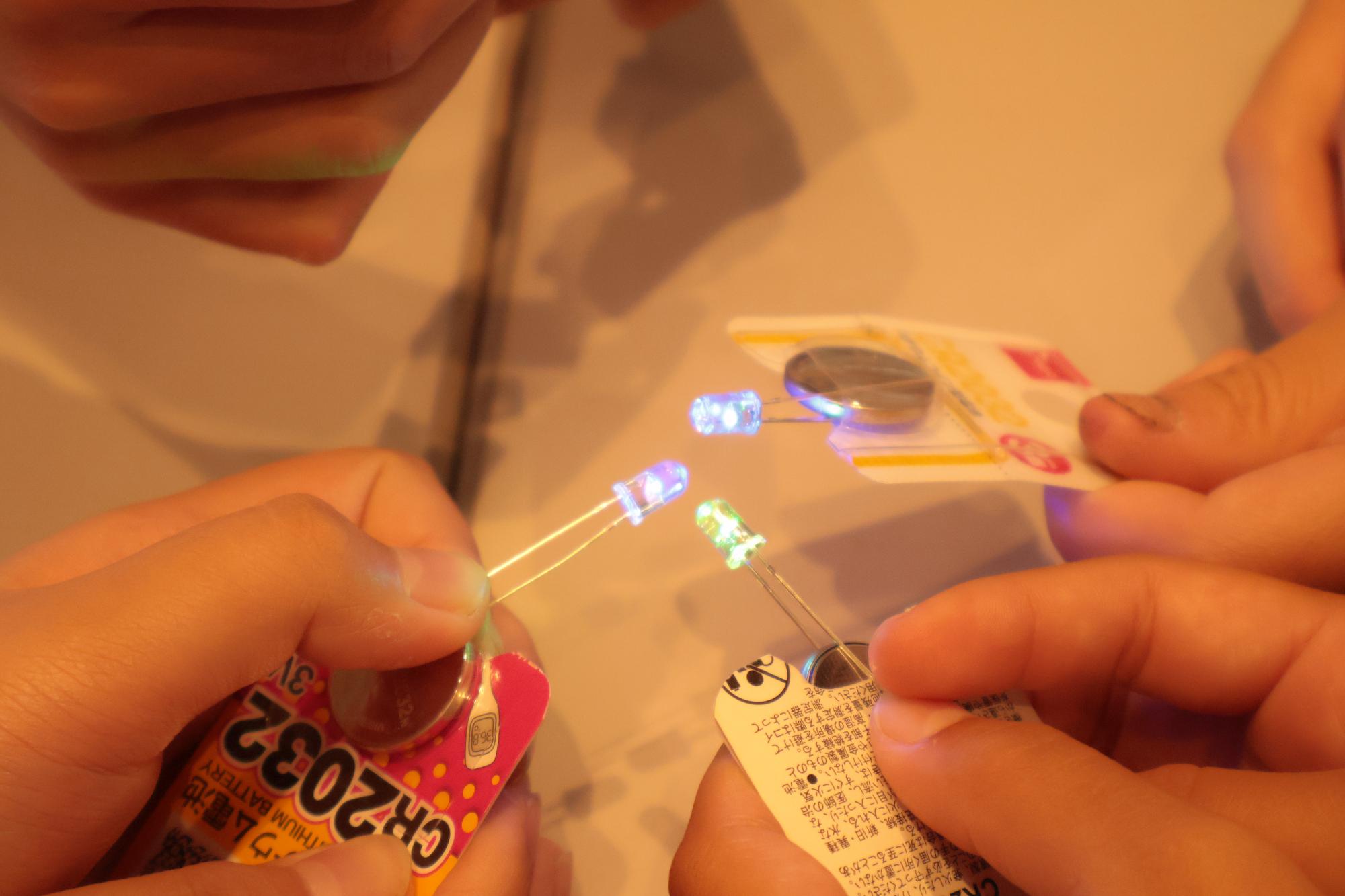 色んな色の発光ダイオード